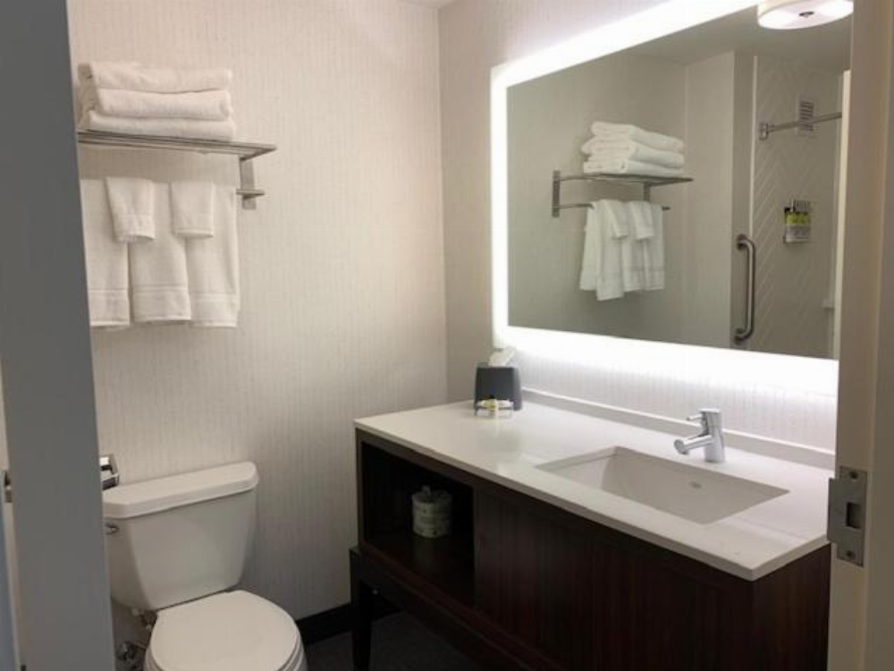 Holiday Inn Cheshire - Southington Main image